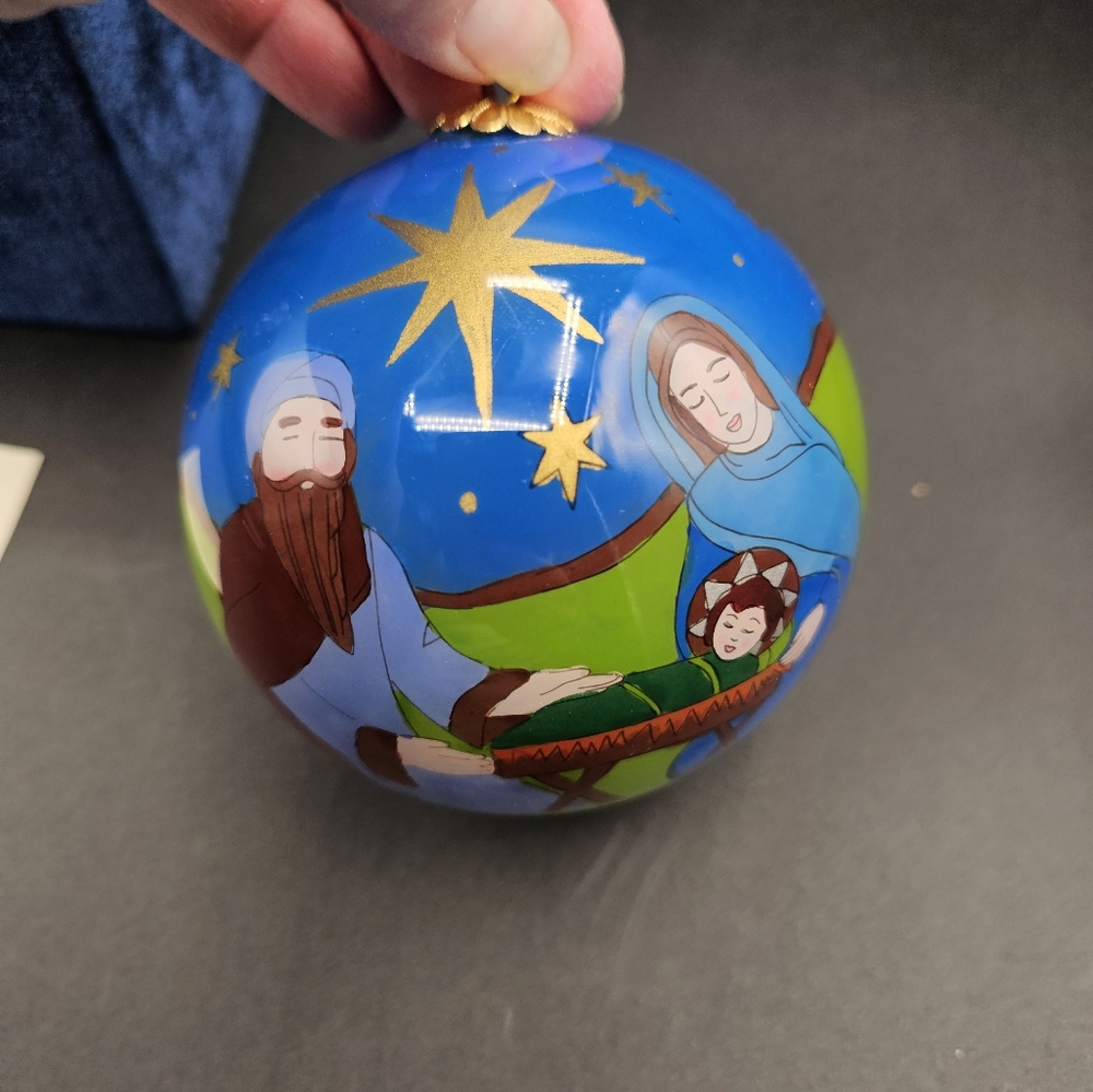 Pier 1 li bien glass ornament handpainted nativity scene 2007
